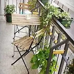 Bed & Breakfast Happiness - Center 3*