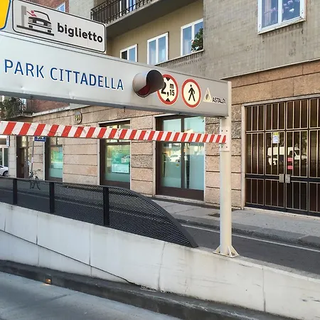 Happiness - Center Verona