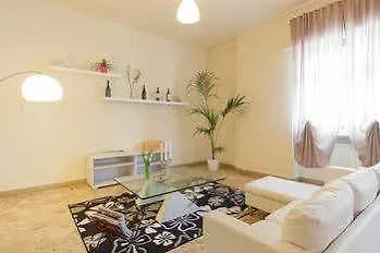 Happiness - Center 3* Verona