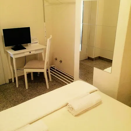 Bed & Breakfast Happiness - Center Verona