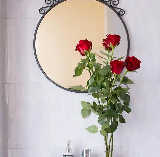 Happiness - Center Verona