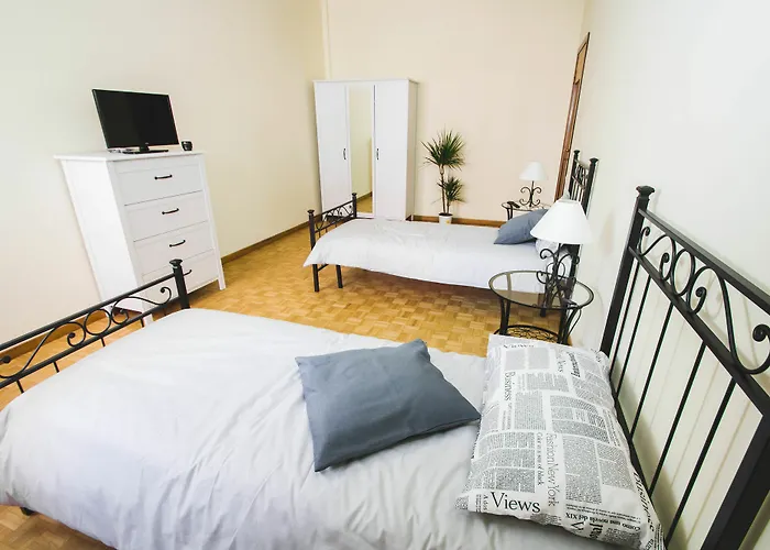 Happiness - Center 3* Verona