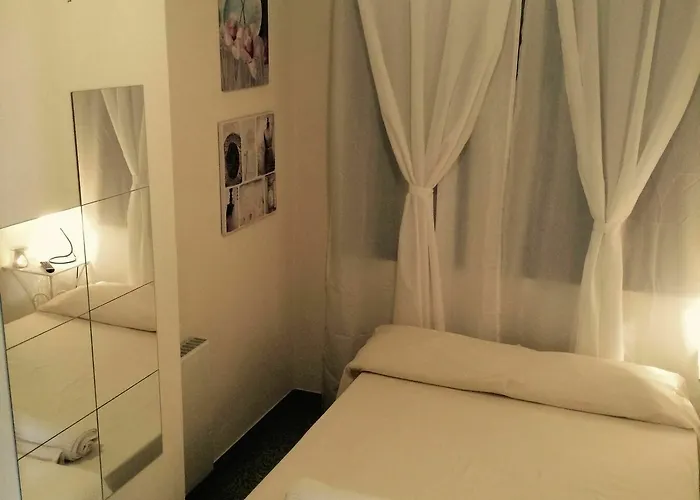 Happiness - Center Bed & Breakfast