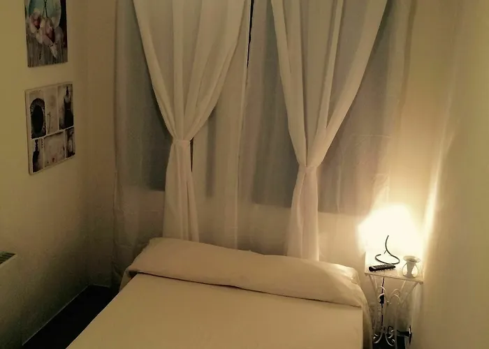 Happiness - Center 3*